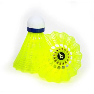 Karakal Nat x6 Yellow Shuttles Blue Badminton Topu